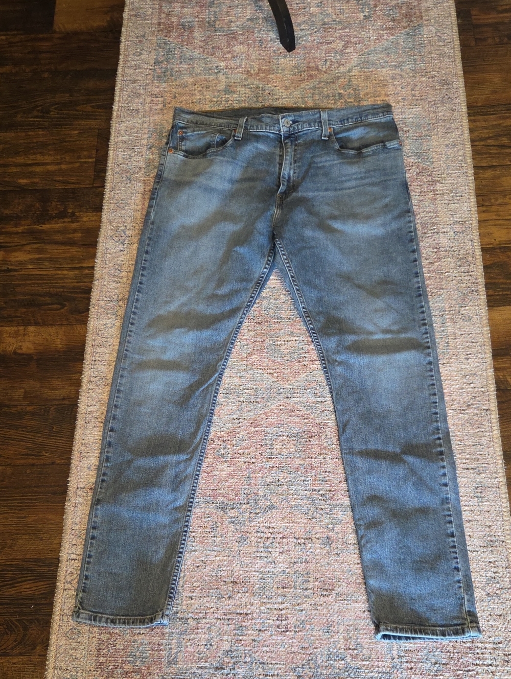 Levi's Slim Straight Jeans in Faded Blue Denim
